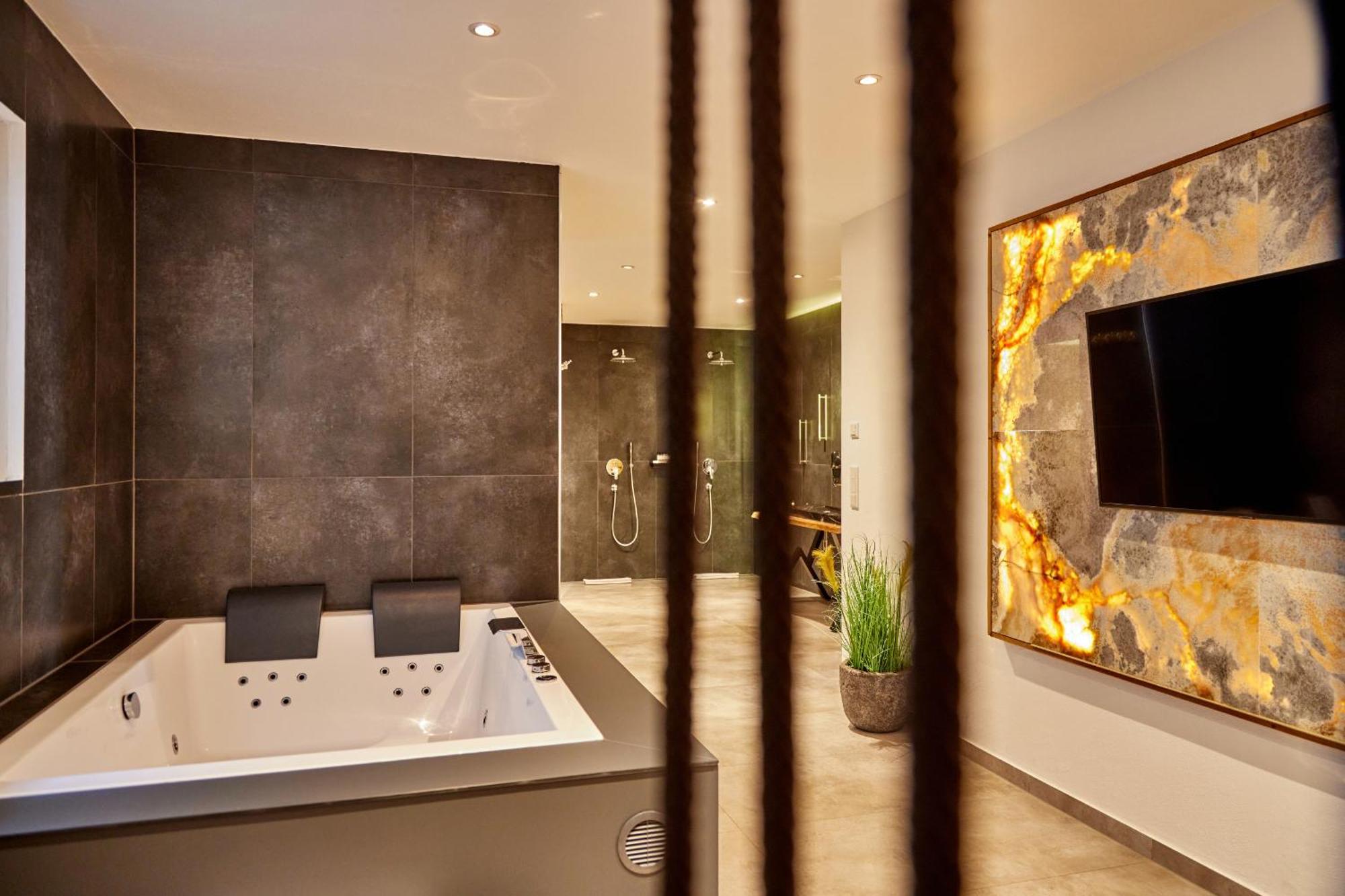 Private Spa&Garden Alpi Garmisch-Partenkirchen Buitenkant foto