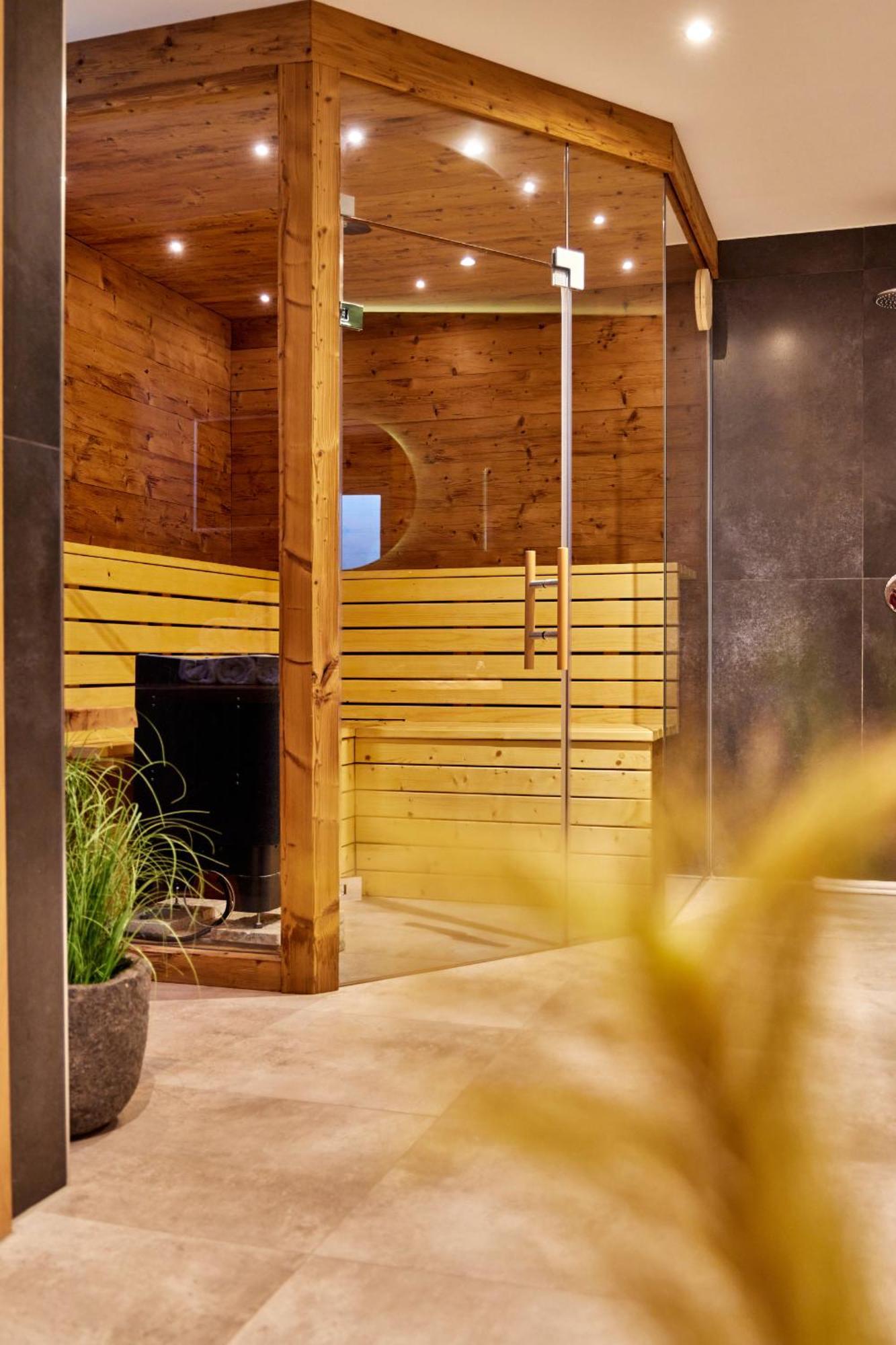 Private Spa&Garden Alpi Garmisch-Partenkirchen Buitenkant foto