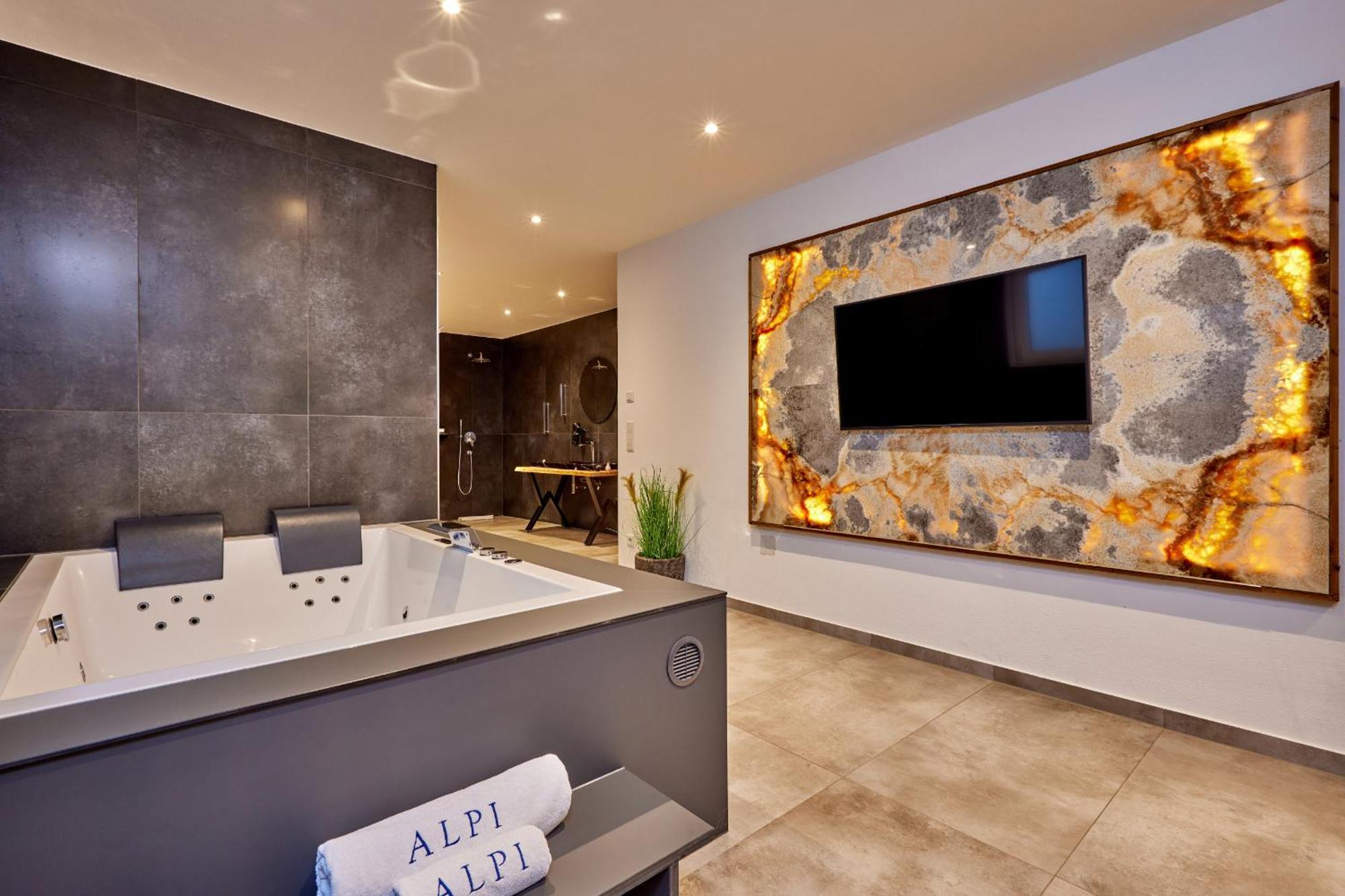 Private Spa&Garden Alpi Garmisch-Partenkirchen Buitenkant foto